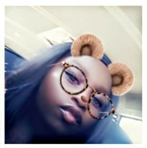 Meet your Posher, La'heaven